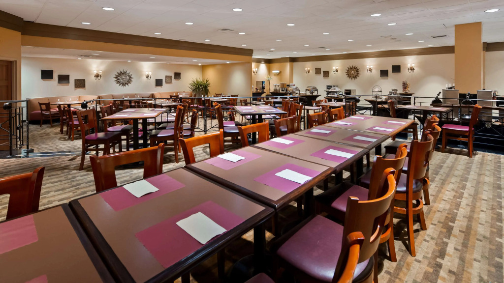 Best Western Plus Hotel & Conference Center