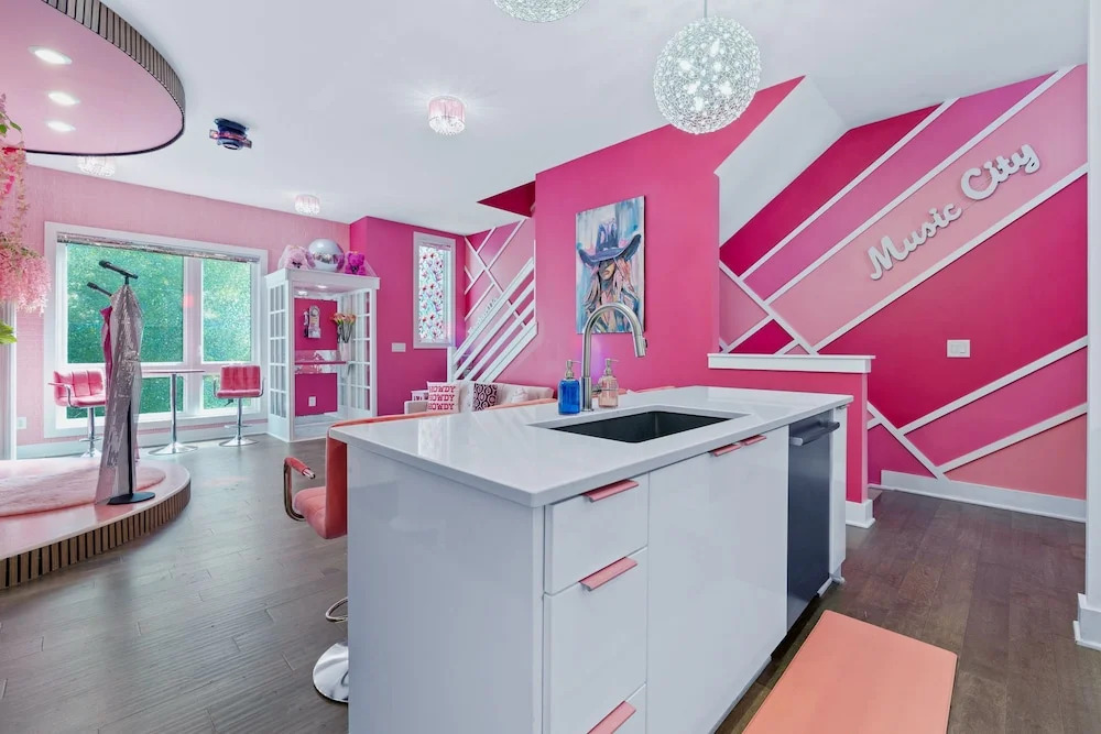 Barbie s Nashville Bachelorette Bash