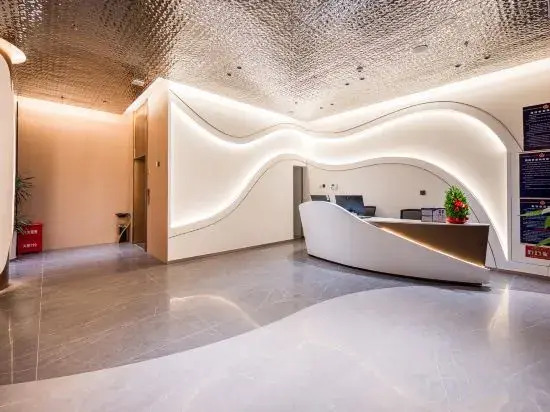 Wanda Yue Hotel (Pingtan Station Night Market, Longwangtou Beach)