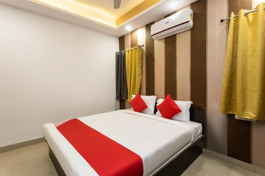 Oyo22734 Hotel Aarav 94