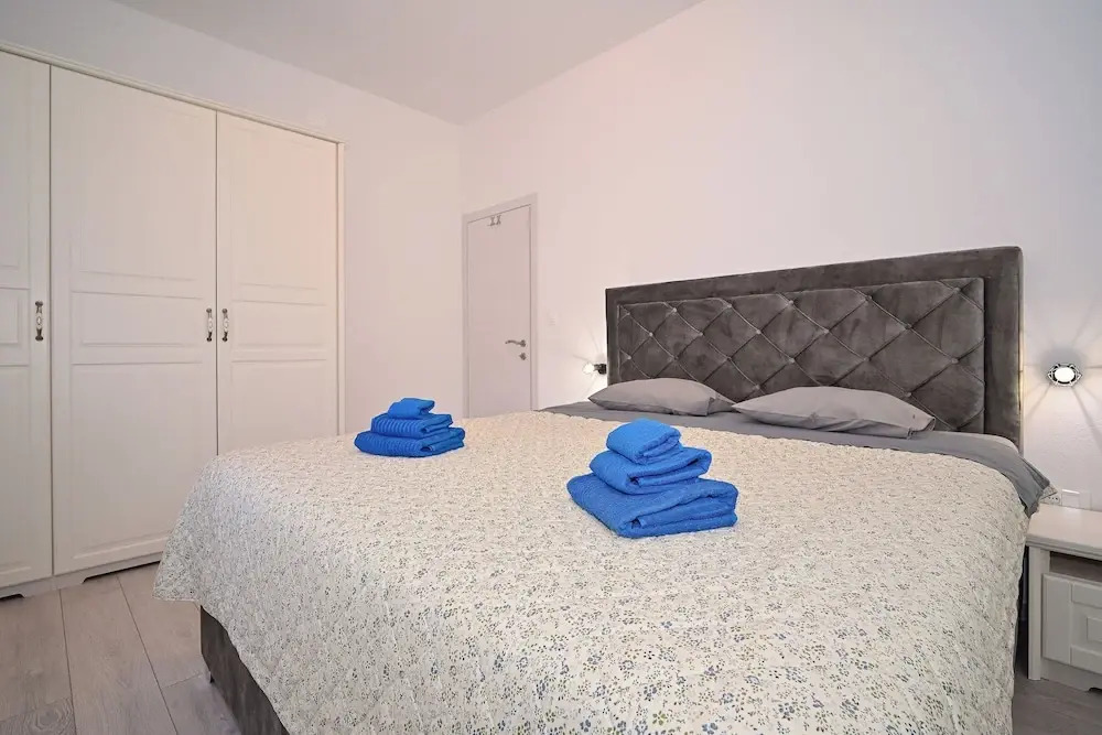 AMI Apartment Strožanac