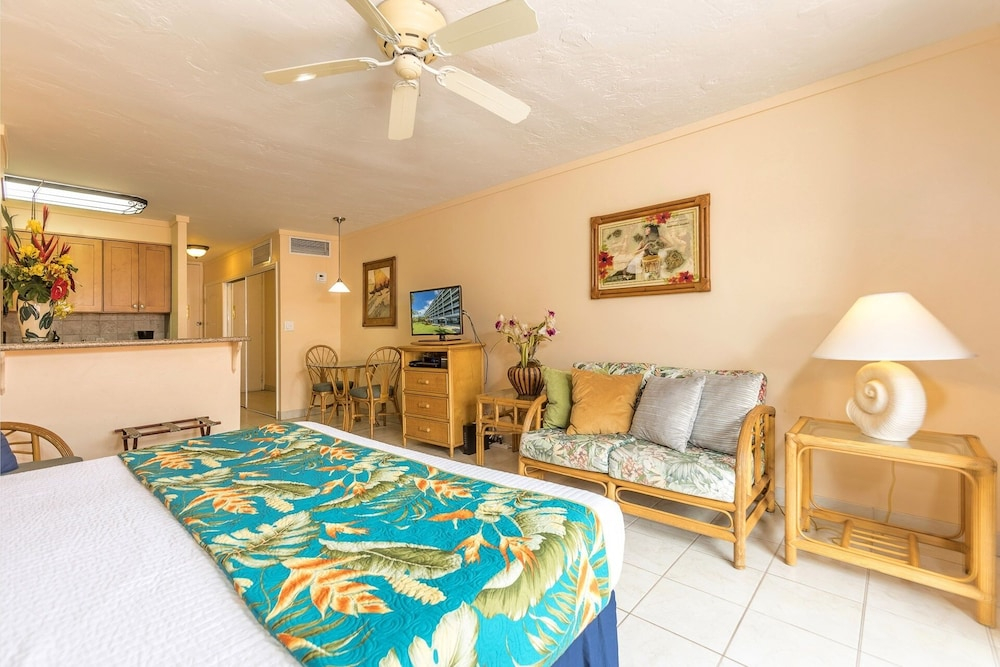 Lahaina Shores #218 Condo