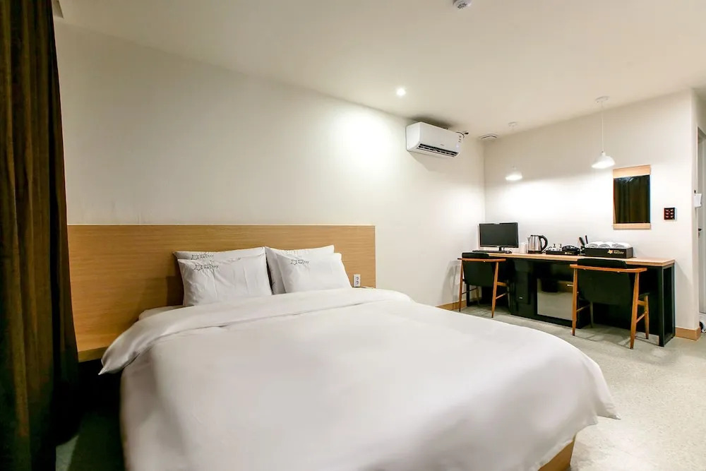 Hotel Restay