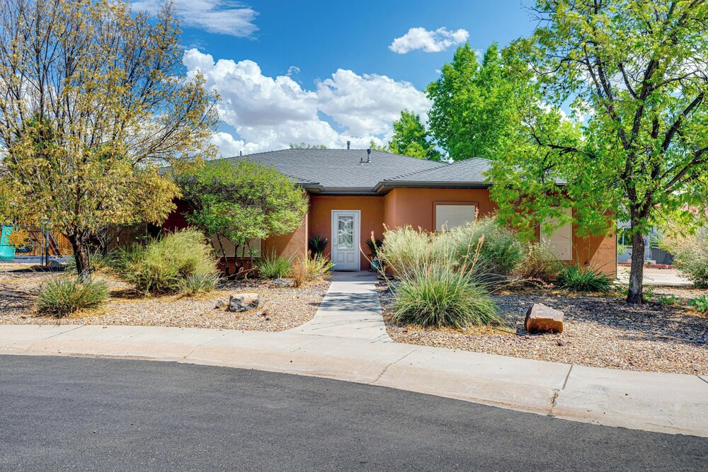 La Verkin Family Retreat Near Zion National Park!