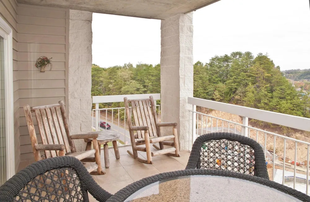 Whispering Pines 244