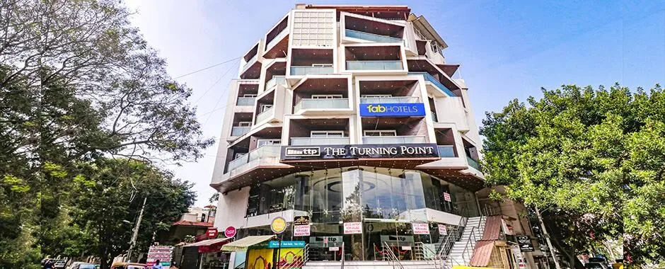 FabHotel Turning Point - Nr Ulsoor Lake
