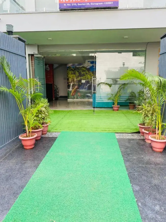 Hotel Royal Residency