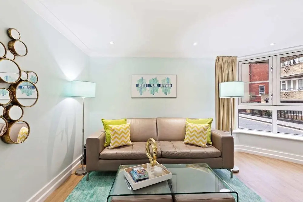 Sophisticated 2 Bed, 2 Bath apt in Angel
