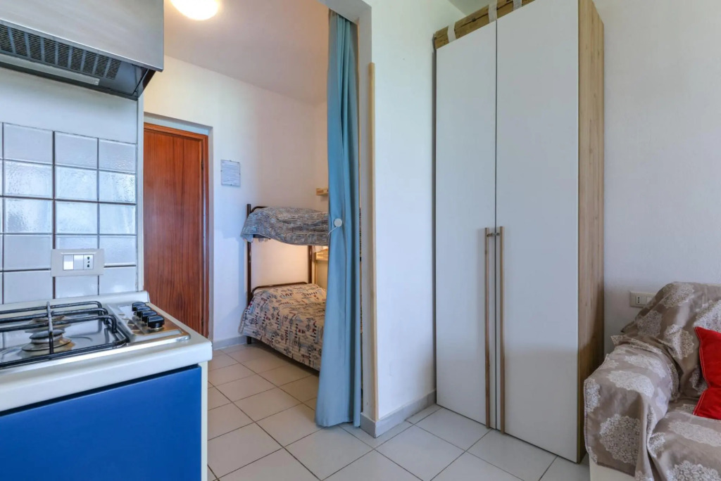 Le lecce one-room apartment with swimming pool and tennis court-Le Lecce 34