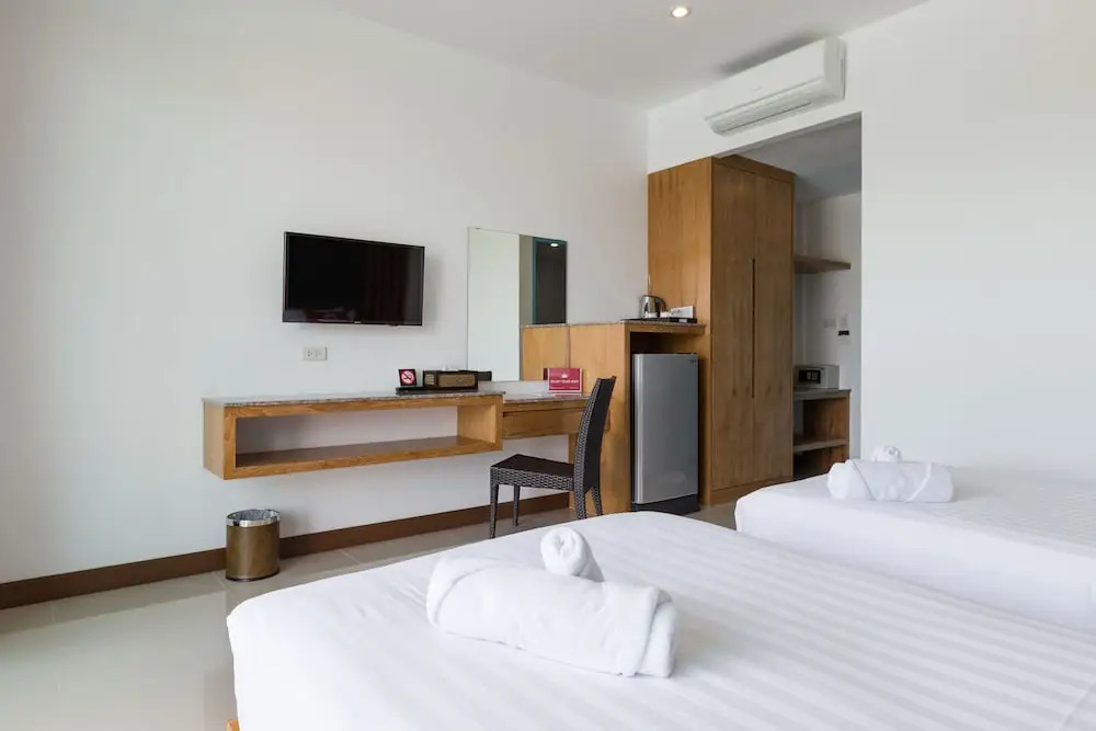 ZEN Rooms Takua Thung Road