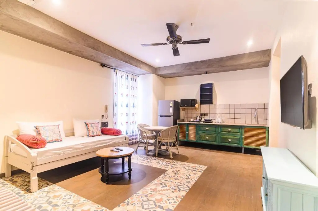 Bougainvilla Apartment