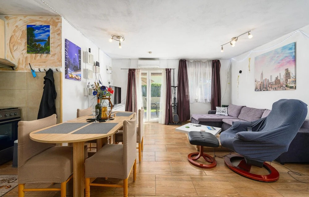 Beautiful Home in Rovinj With 2 Bedrooms, Outdoor Swimming Pool and Wifi