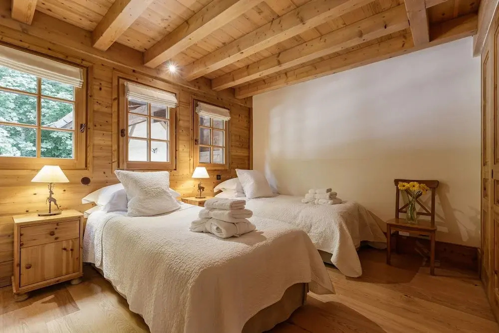 Magnificent Chalet Valhalla 5 Central Chamonix