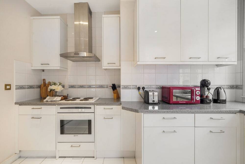 Hertford Flat 8