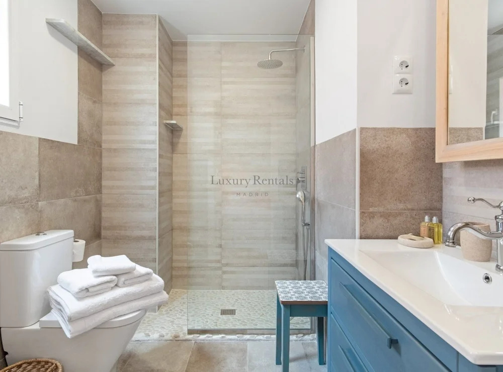 Apartment for 4 in Chamberi ( Plaza Olavide II )