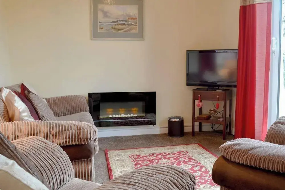 Cottage - Sleeps 3 Parking & Fishing