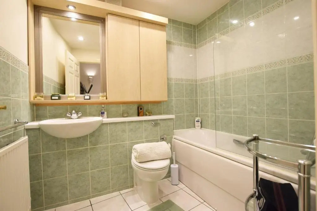 Luxury top Floor 2BD Apartment Apsley