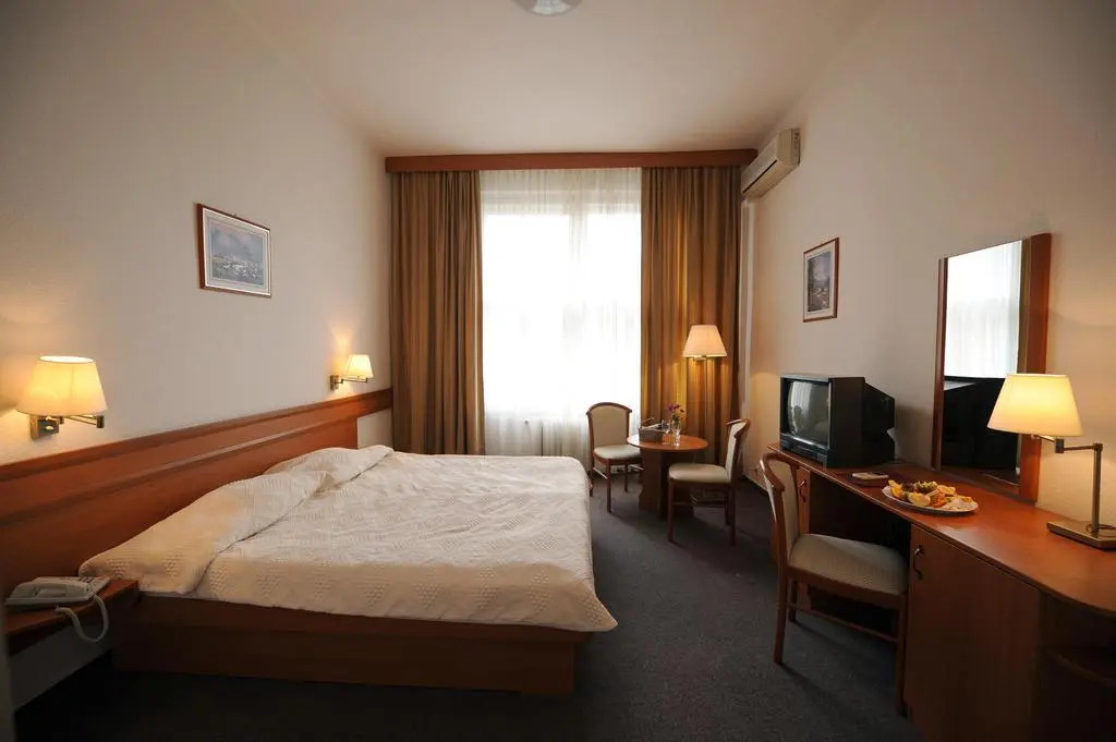 Hunguest Hotel Platanus