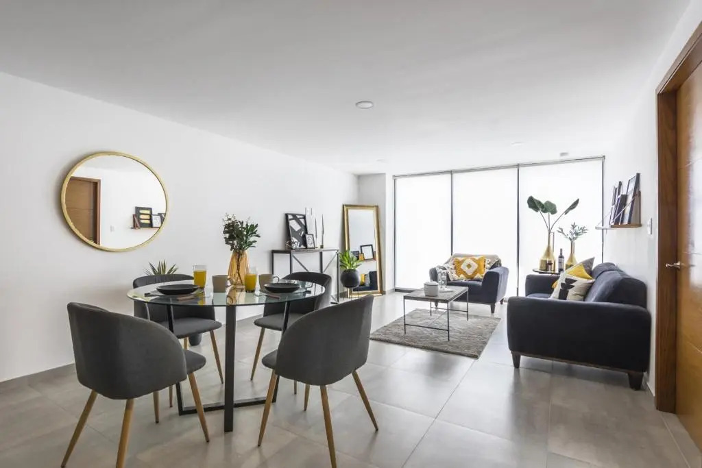 Central Balbuena Apartments