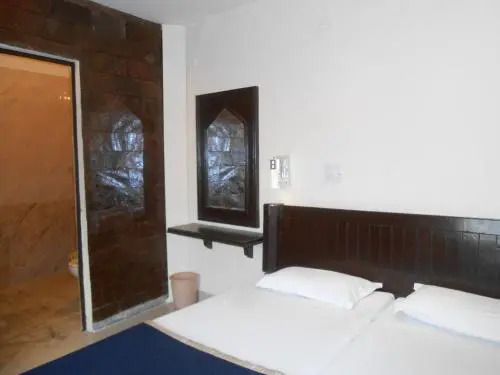 Hotel Kamal Nearest To Taj Mahal