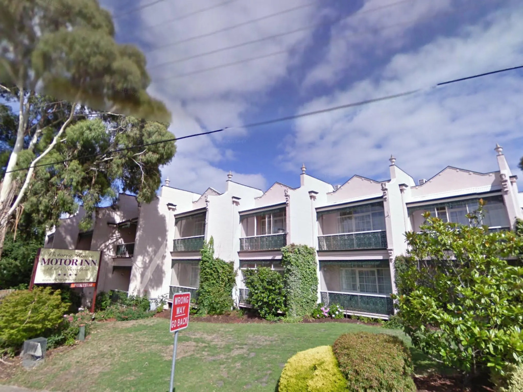 Victoria House Motel and Wine Bar