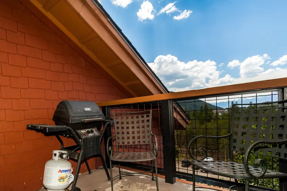 Springs by Summit County Mountain Retreats