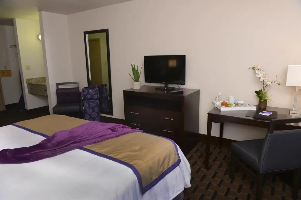 Grand Canyon University Hotel