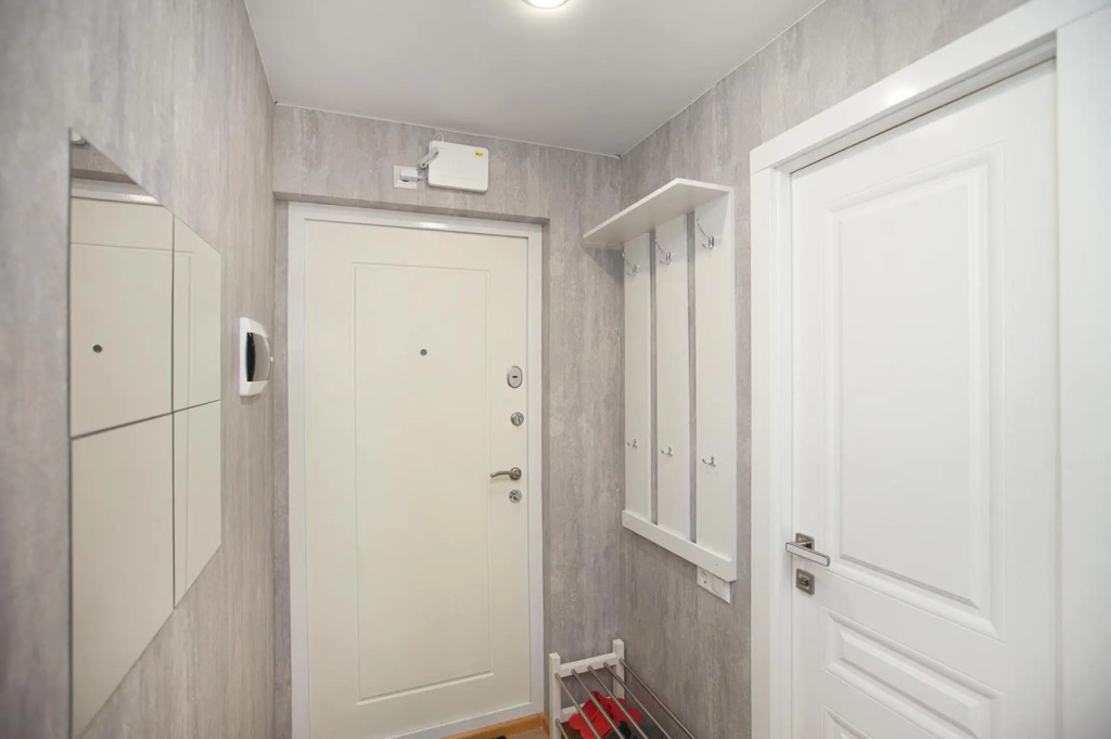 RIVA Wood Style Apartment