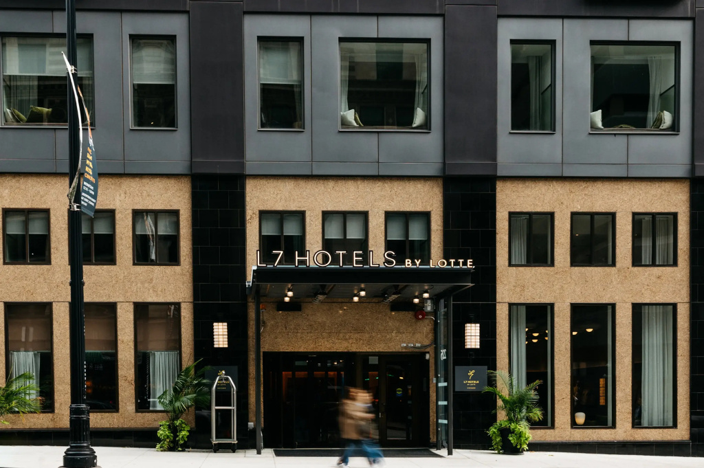 L7 Chicago by LOTTE