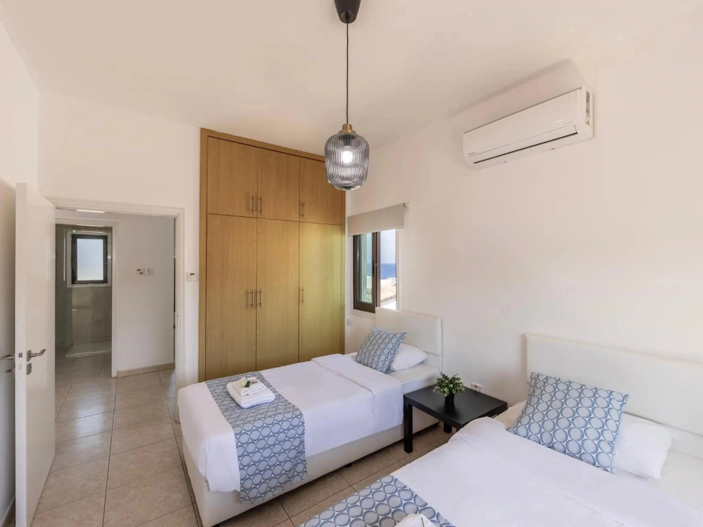 Villa Socrates
