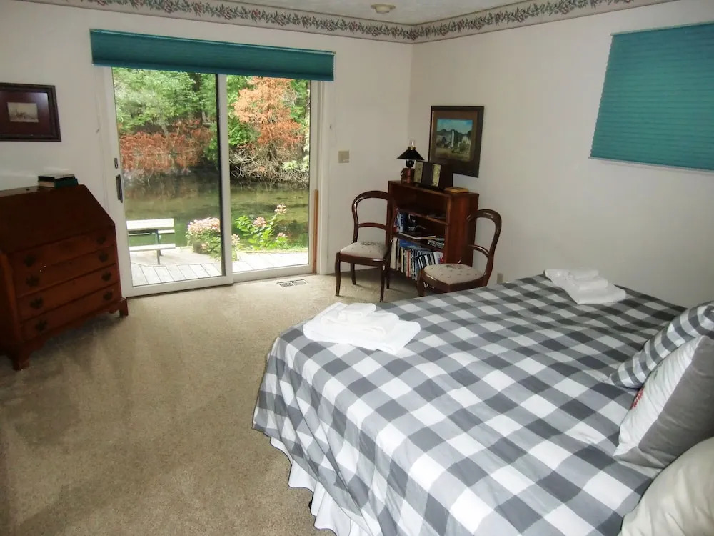 The Weaver House