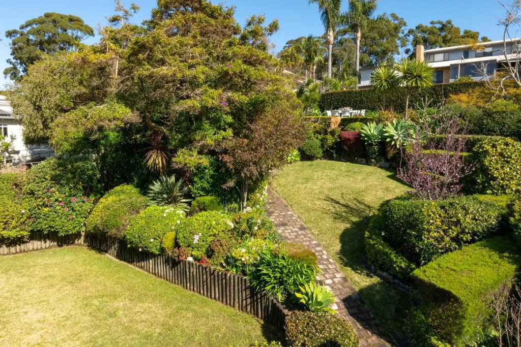 Alva Lee by Experience Jervis Bay