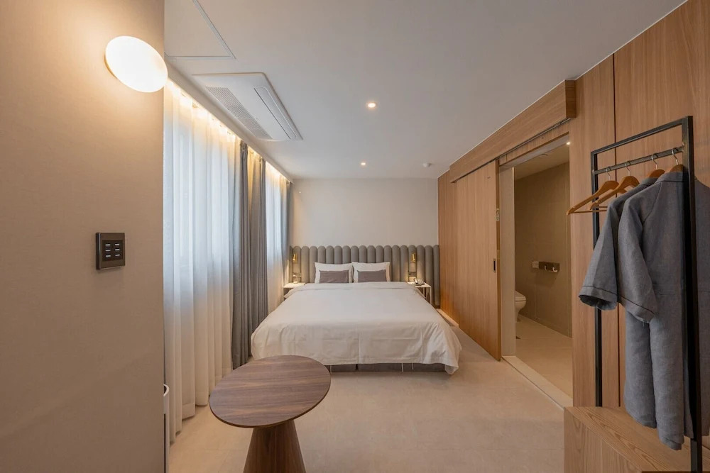 H-avenue Hotel Munhyeon