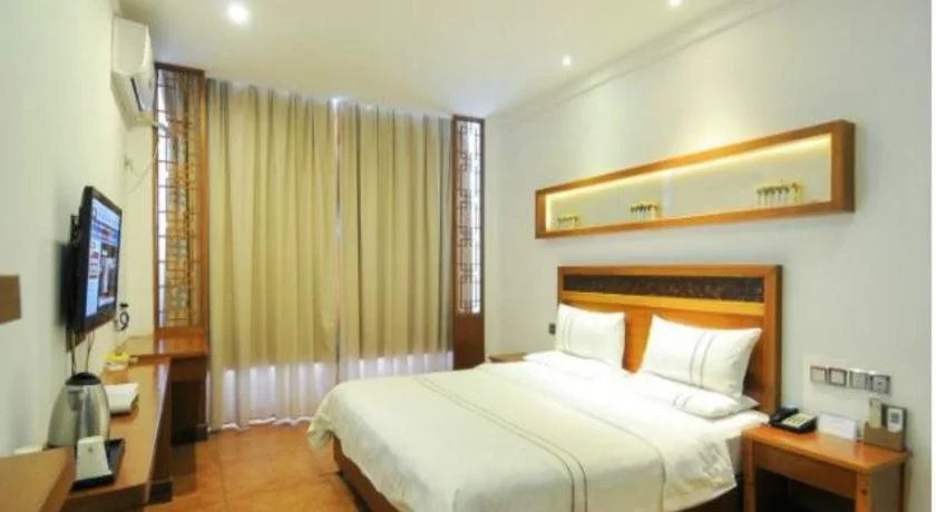 Jiajie Inn Haikou Yizhong Branch