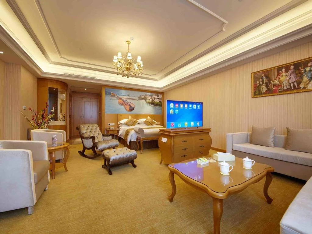Vienna International Shanghai Baoshan Cruise