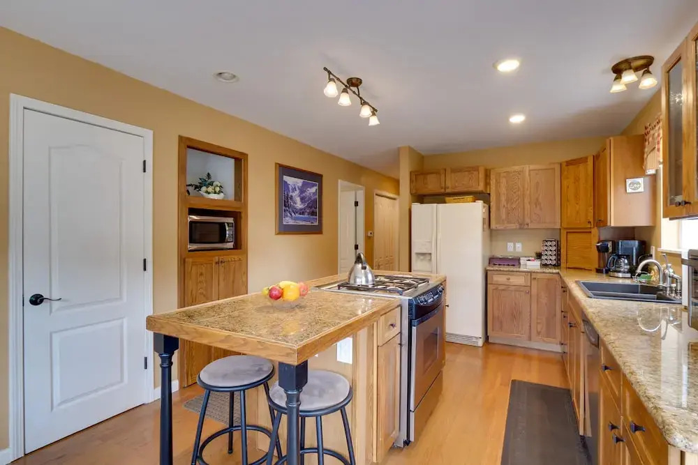 Empire Vacation Rental w/ Fire Pit & Gas Grill!