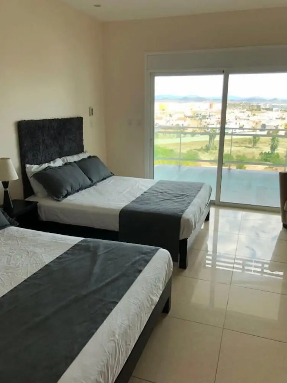 Condo Pacifica 3004