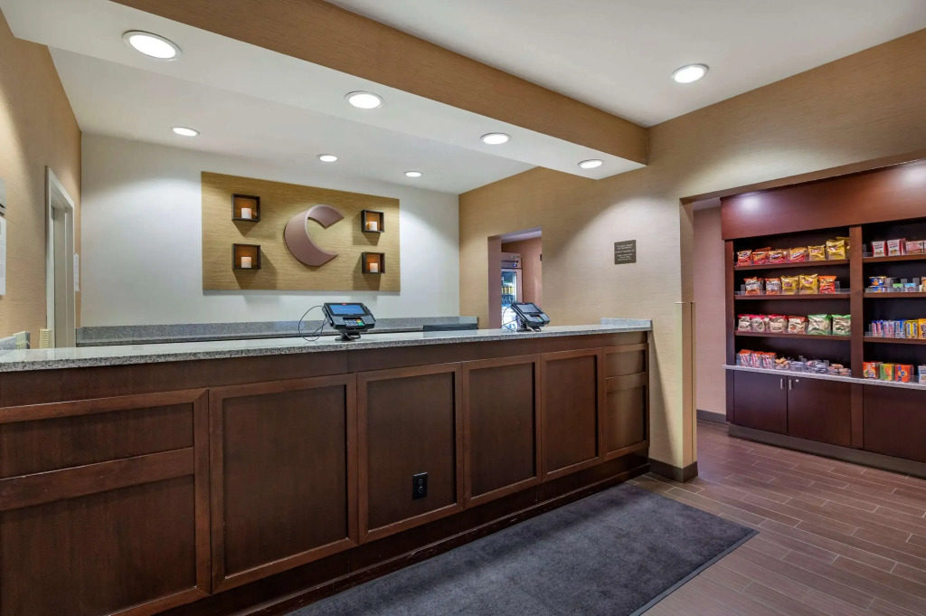 Comfort Inn & Suites Northern Kentucky