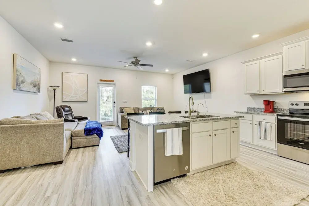Golf, Hike & Unwind: Santa Rosa Home w/ Patio