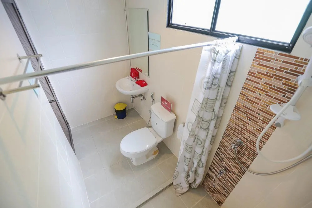 ZEN Rooms Changmoi Soi 2