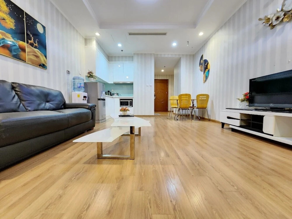 Vinhomes Royal City Luxury Apartment 2 Br