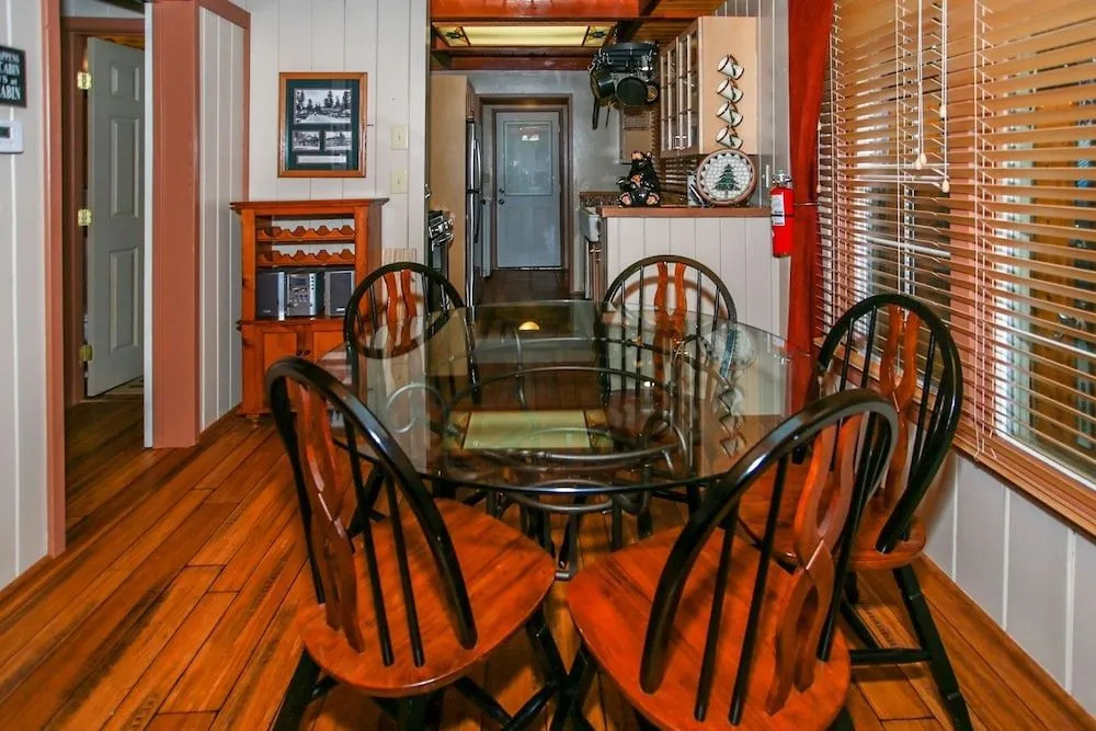 Bear Mountain Escape - 2 Br home by RedAwning