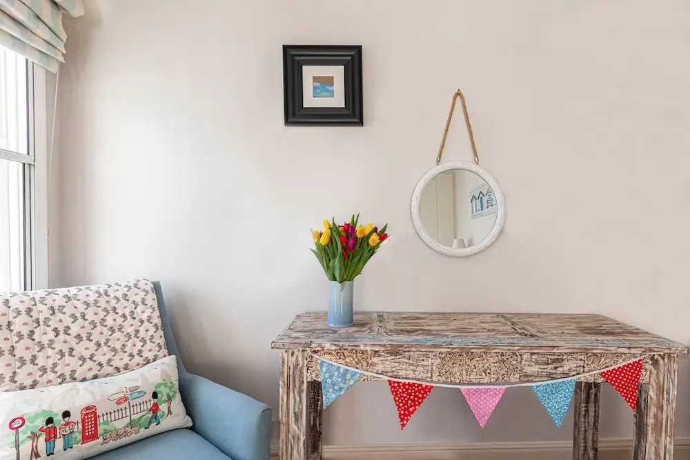 Family 2BR House w/ Nursery and Back Garden in Battersea