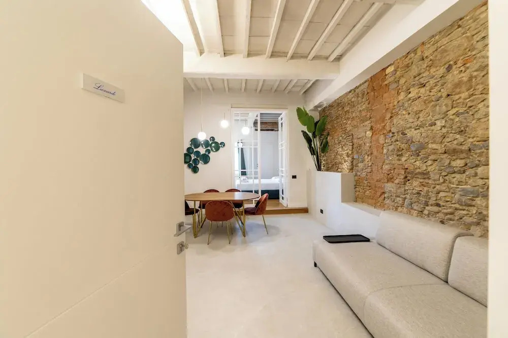 Leovinci Rooms