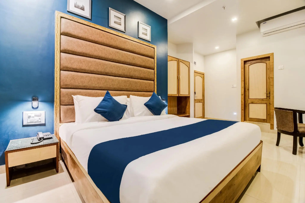 SilverKey Executive Stays 30731 Sector 29 Vashi Rd
