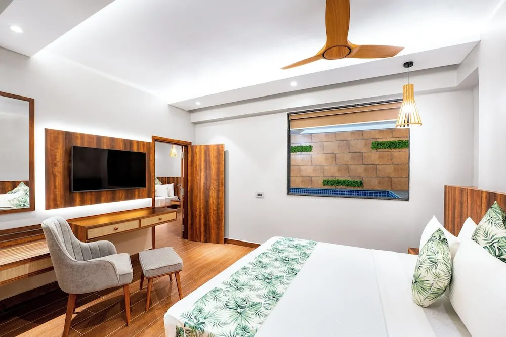 Holitel Anjuna Goa