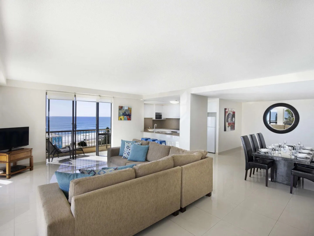 Paradise Centre Apartments