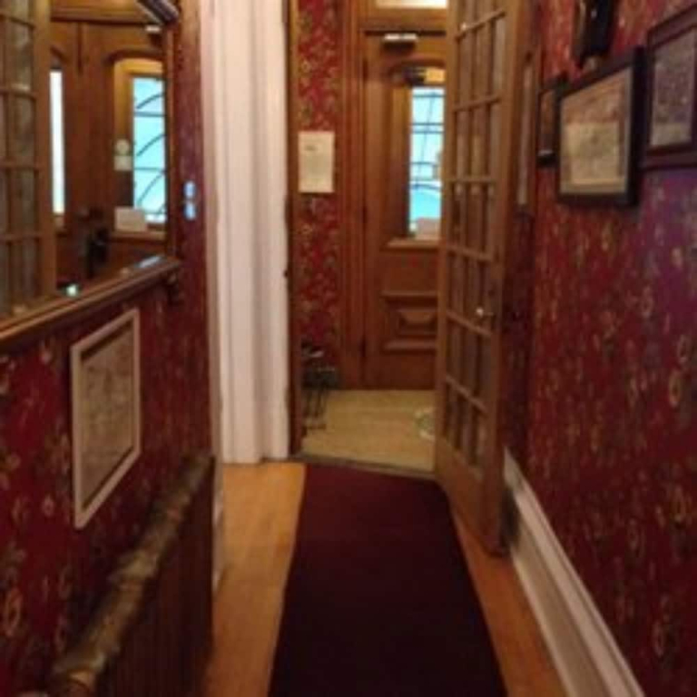 McGees Inn