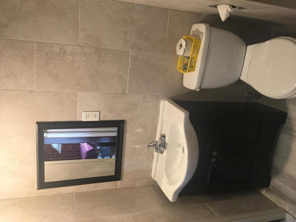 Caravan Motel