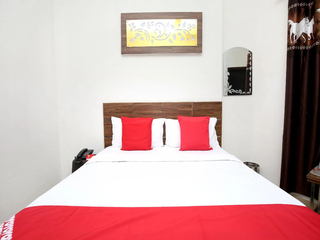 Capital O 16763 Hotel Quality Inn